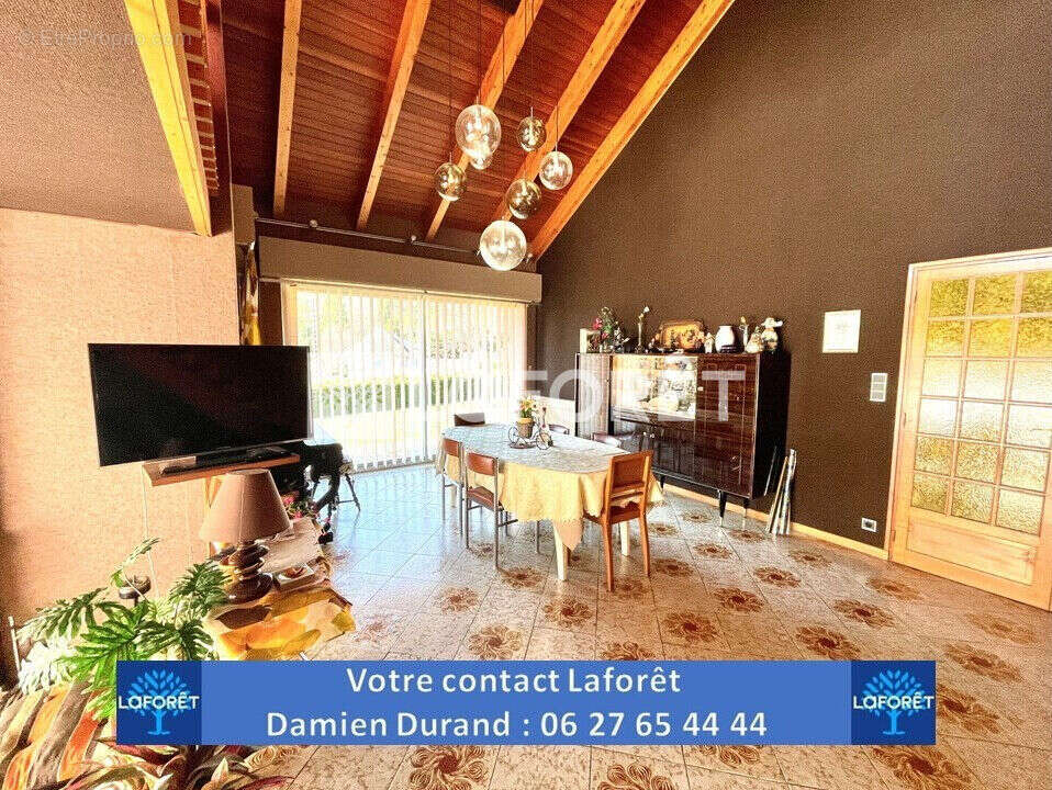 Maison à RIEUPEYROUX