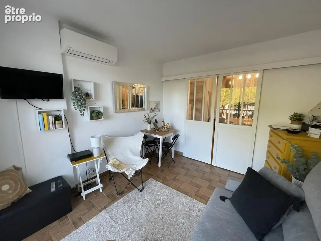 Appartement 1 pièce 24 m² à vendre à Le Grau-Du-Roi (30240) - photo 2