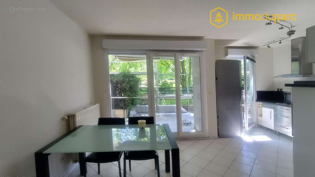 Appartement à SEYNOD