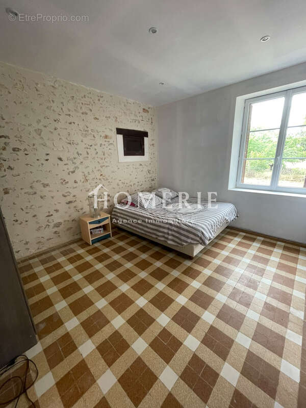 Charmante longere en pierres renovee - photo 17