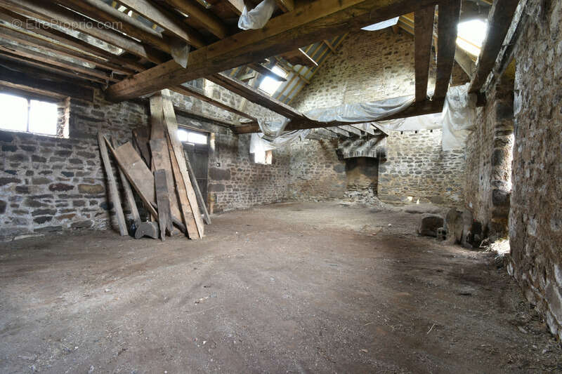 Maison à SAINT-FRAIMBAULT