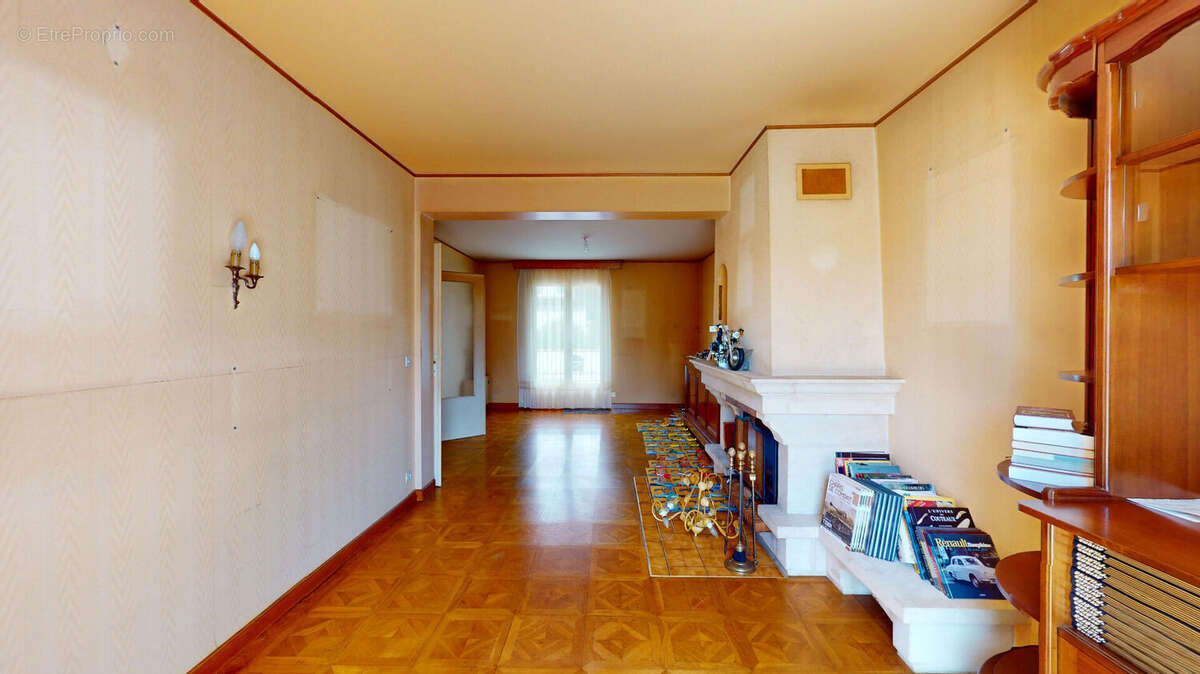 Maison Bois d'Arcy 6 pièces 160 m2 - 671 m² de terrain - photo 4