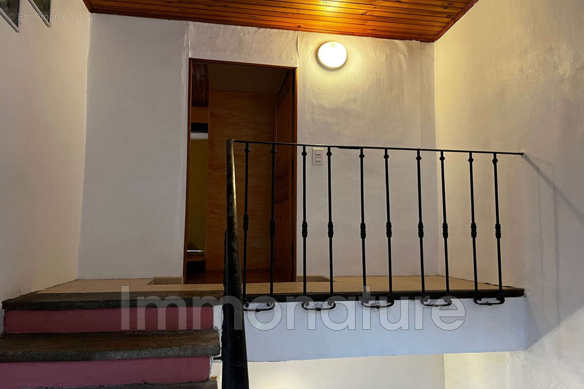 Maison à SUMENE
