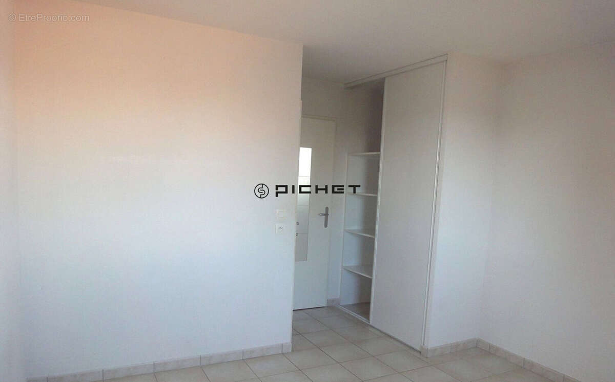 Appartement à BOURG-SAINT-ANDEOL