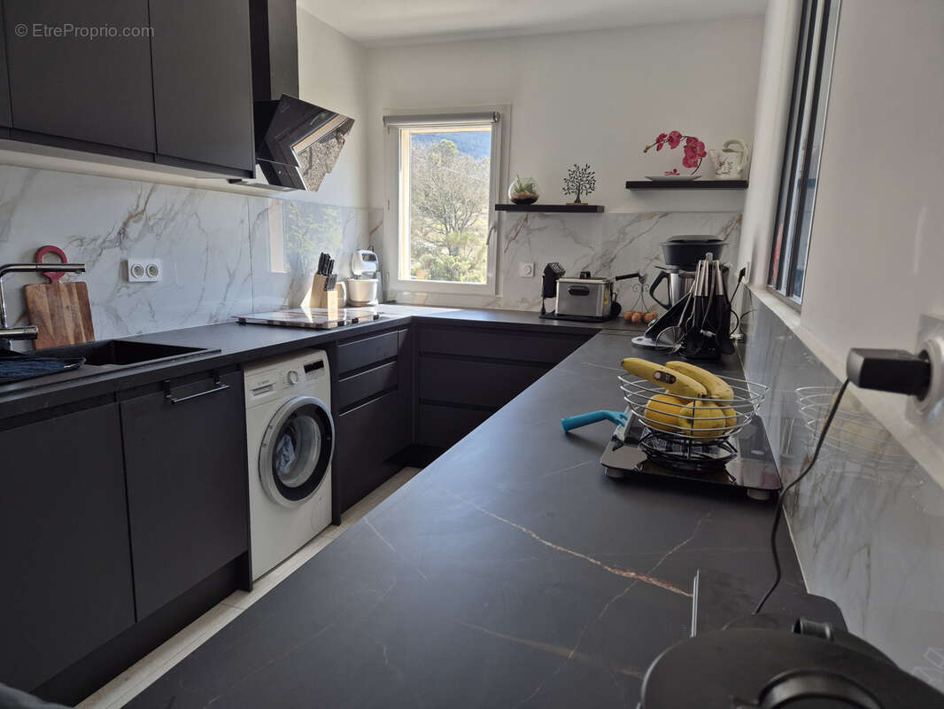 Appartement à PLAN-D'AUPS-SAINTE-BAUME