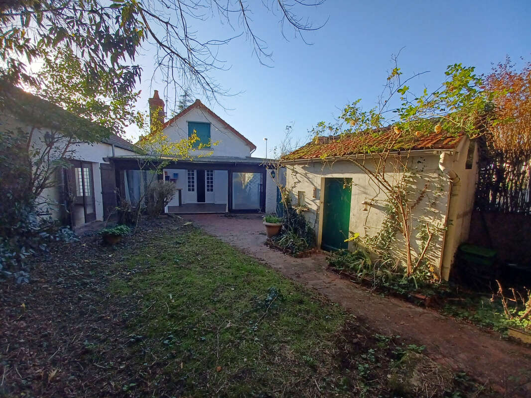 Maison à JUSSY-LE-CHAUDRIER