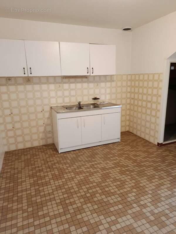 Maison à SURY-PRES-LERE