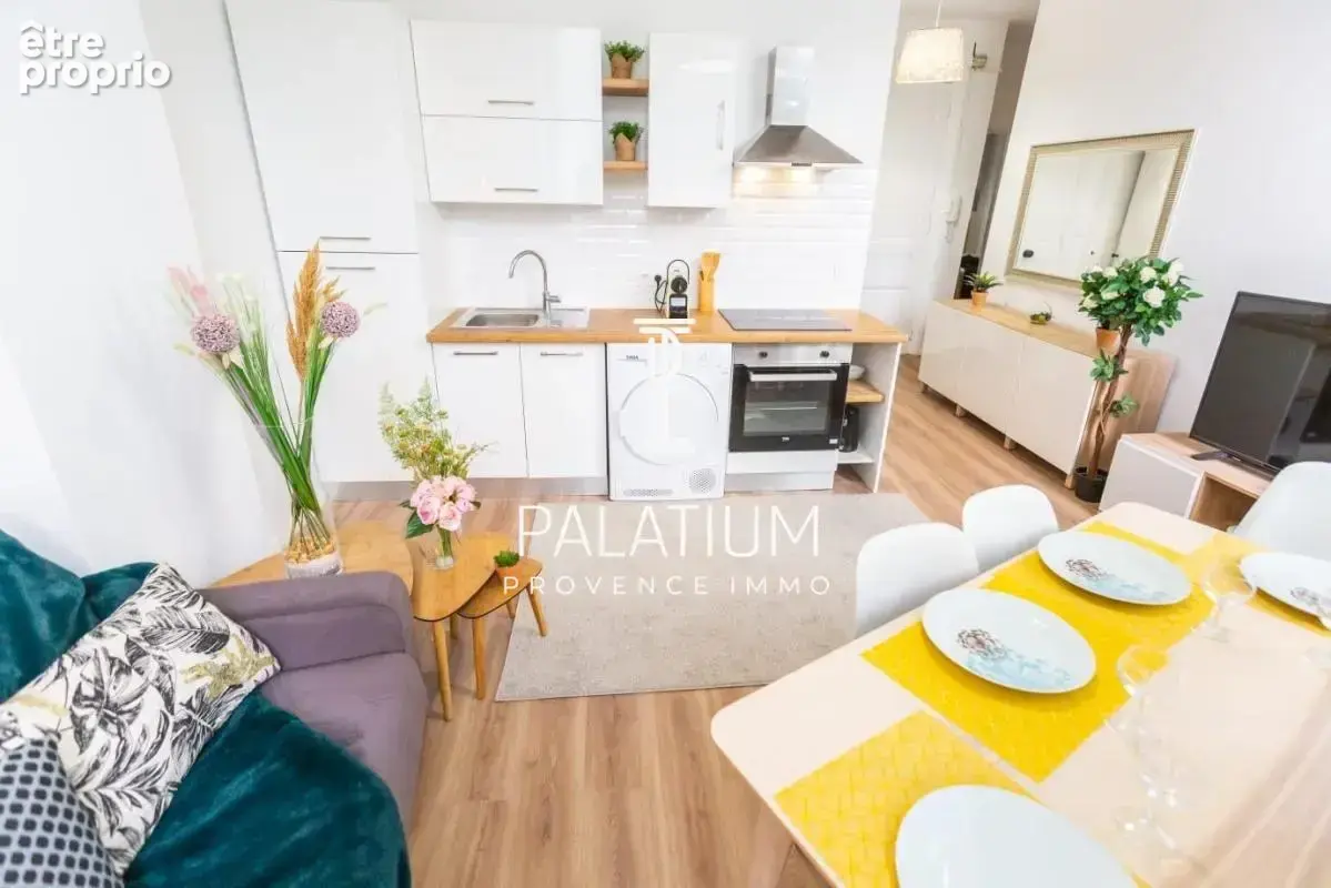 Appartement T3 rénové de 45 m² – Marseille 1er - photo 2
