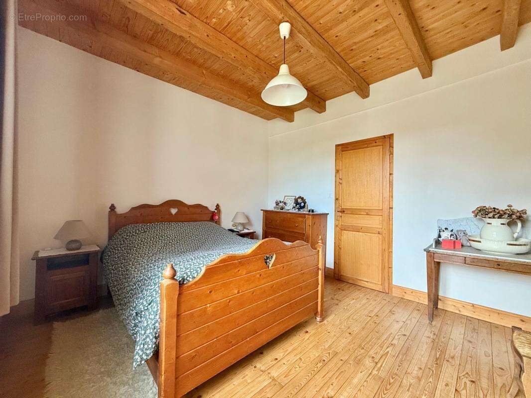 Maison à BESSEY-LES-CITEAUX