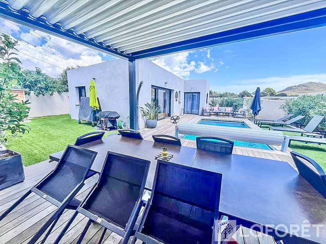 Lecci - Villa 4 pièces avec piscine clé en main - photo 11
