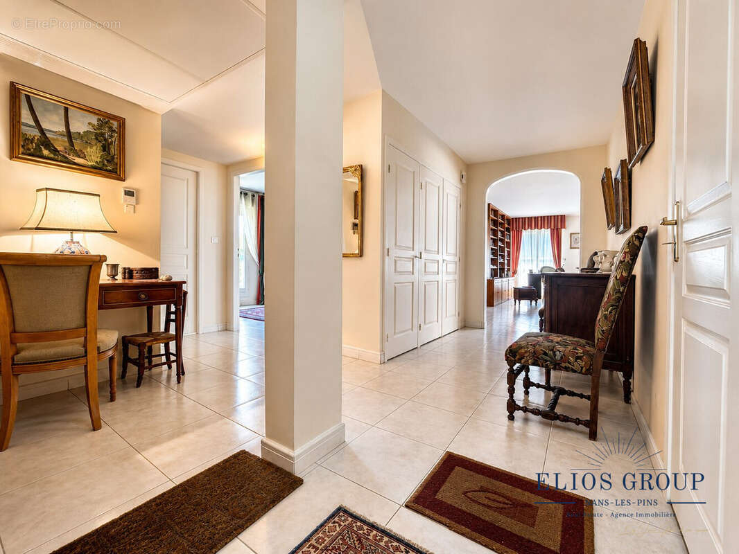 Appartement 165 m² à La Valette-Du-Var  - photo 6