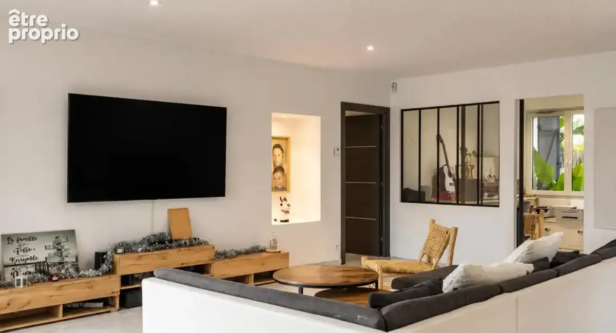 Maison de 8 pièces de 244 m² à Montauban - photo 7