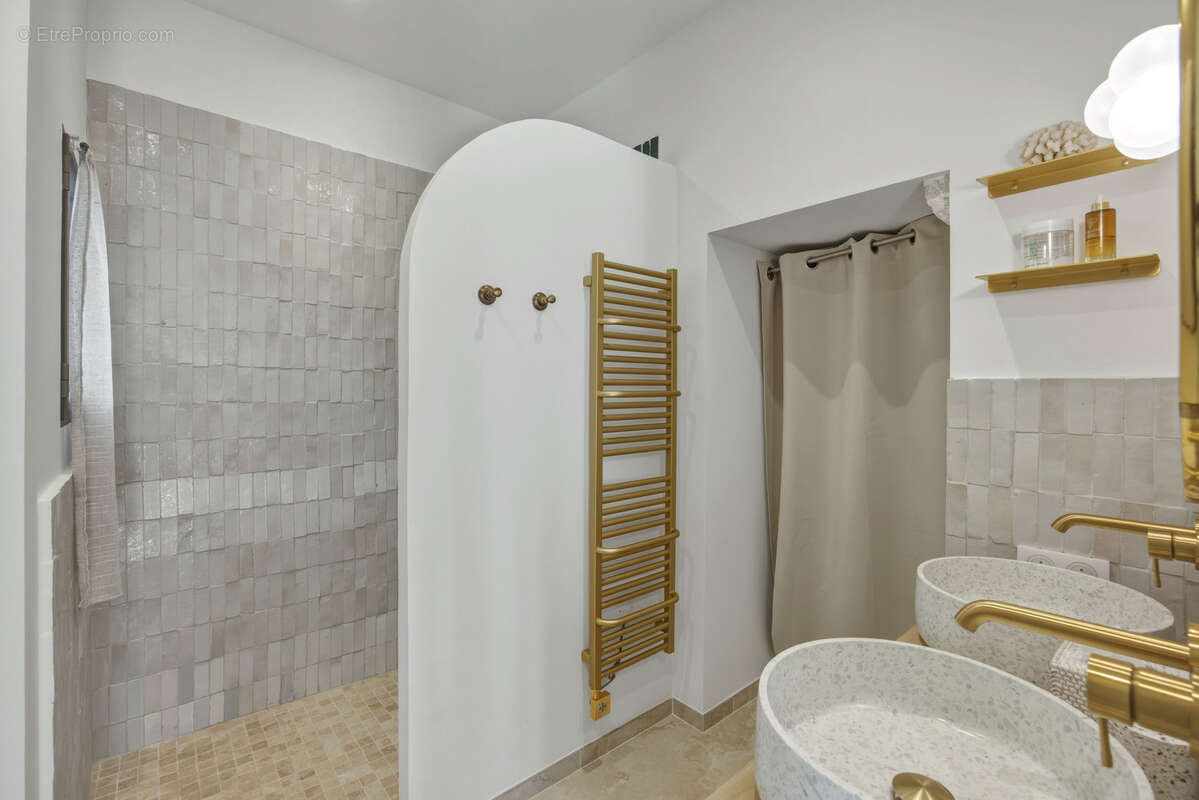 Maison à LA COLLE-SUR-LOUP