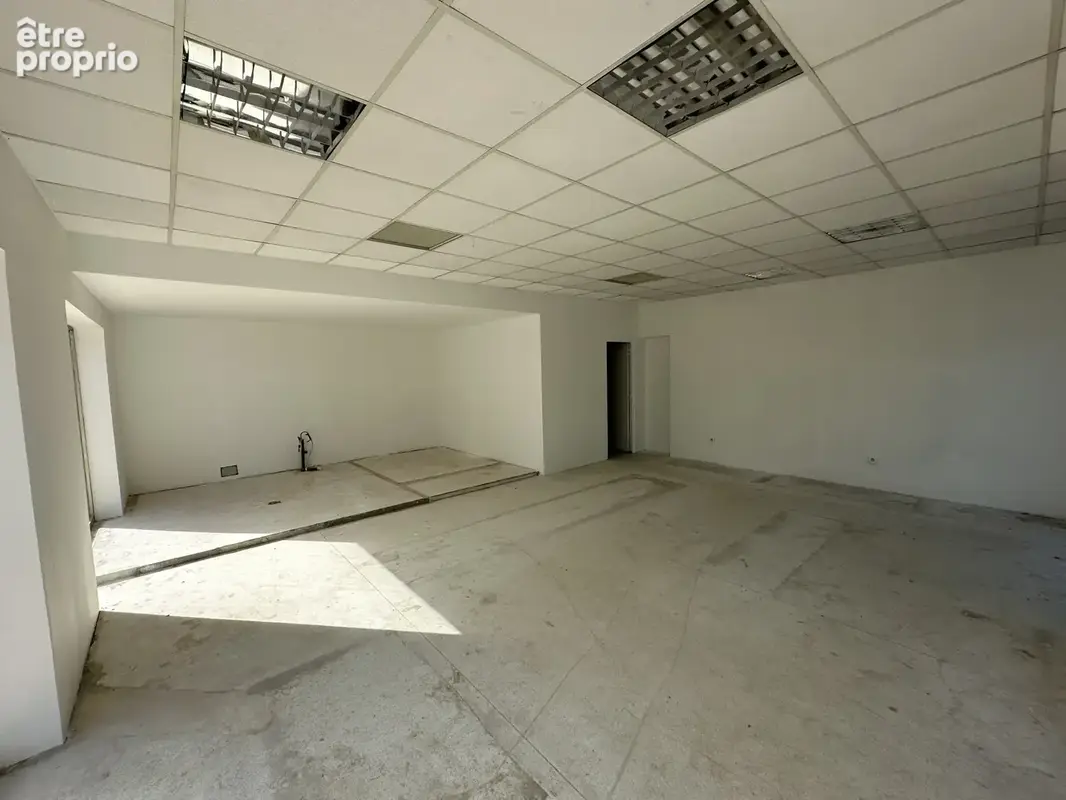 Centre commercial 1436 m2 à Montauroux - photo 17