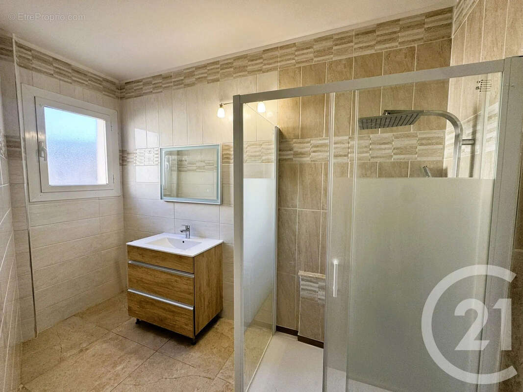 Appartement à LE CANNET