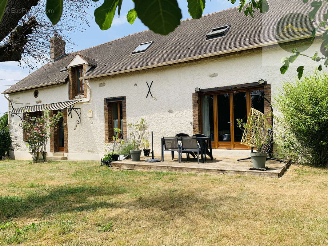 Maison à DOLLOT