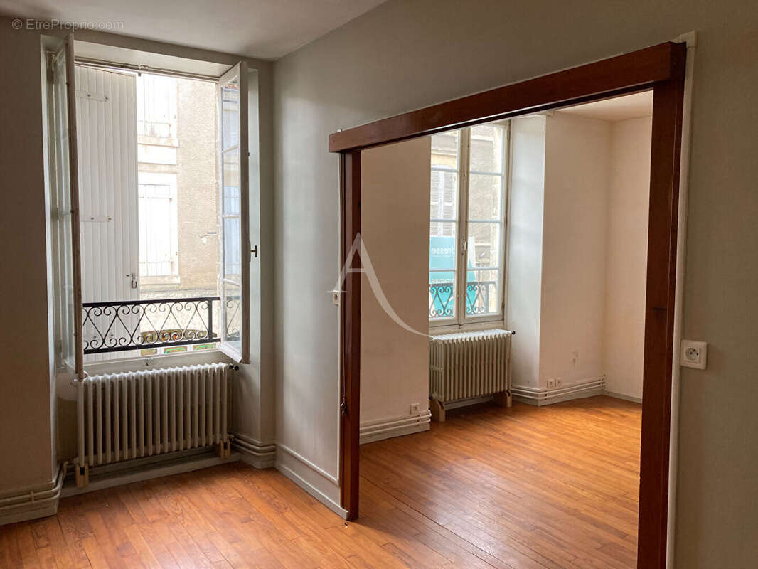 Appartement à FONTENAY-LE-COMTE