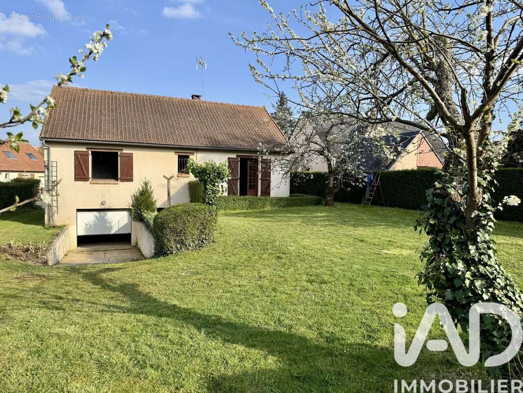 Photo 7 - Maison à CONLIE