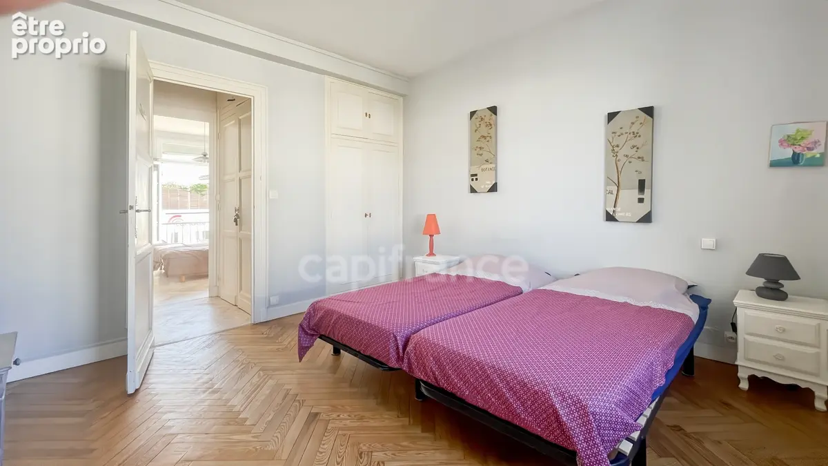 ROYAN, Quartier Eglise Notre-Dame : T3 de 93 m² au 1er étage avec balcon et jardin partagé - photo 11