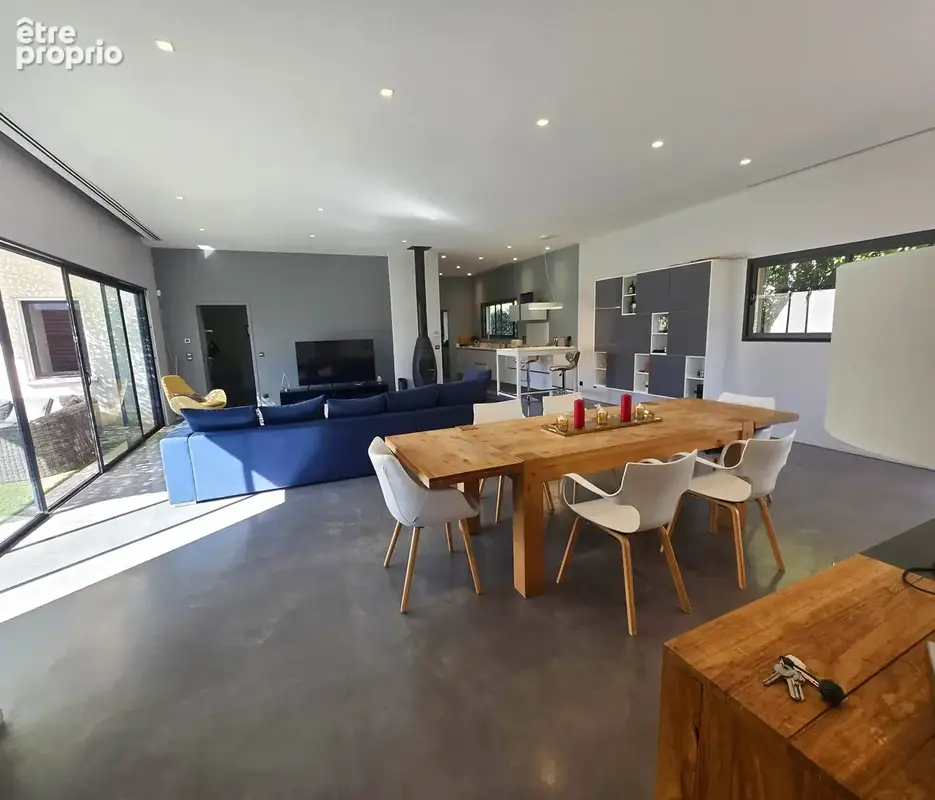 A vendre Villa d'architecte  piscine et studio - photo 5