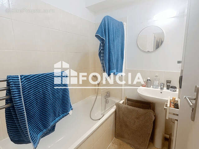 Appartement à HEROUVILLE-SAINT-CLAIR