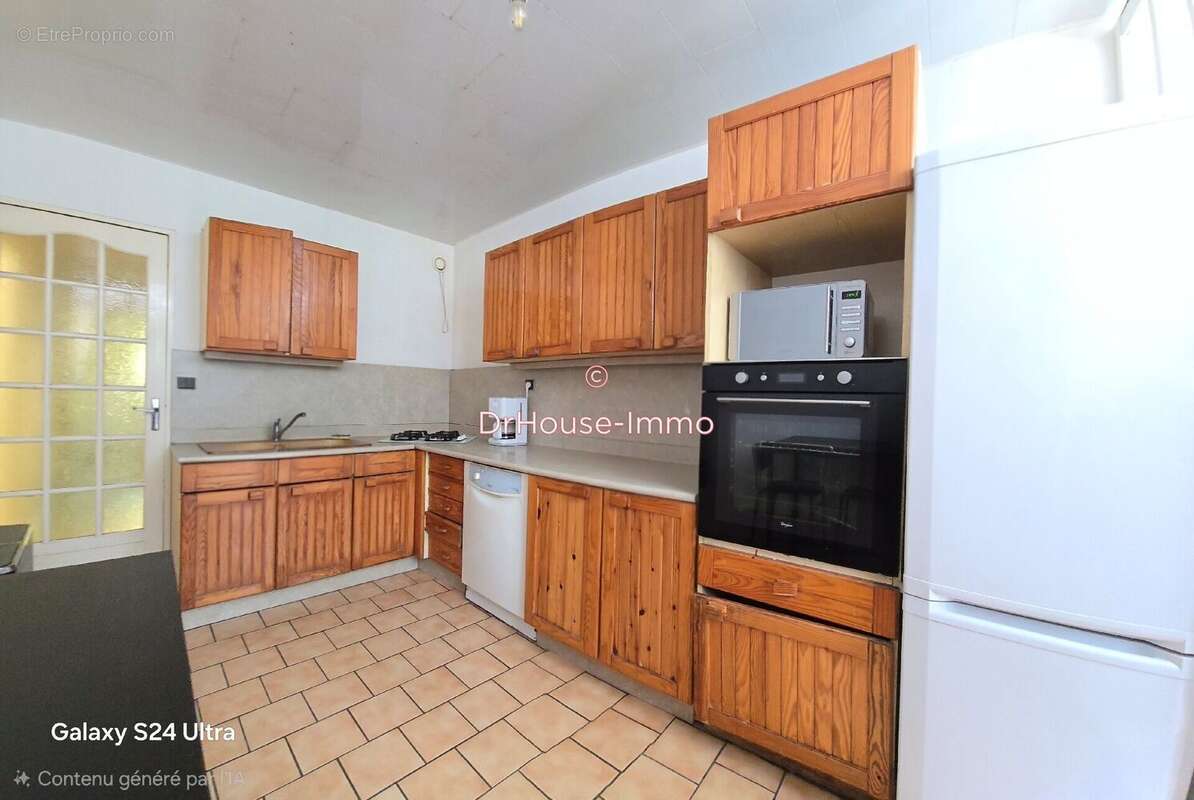 Appartement 89 m² à Saint-Etienne  - photo 6