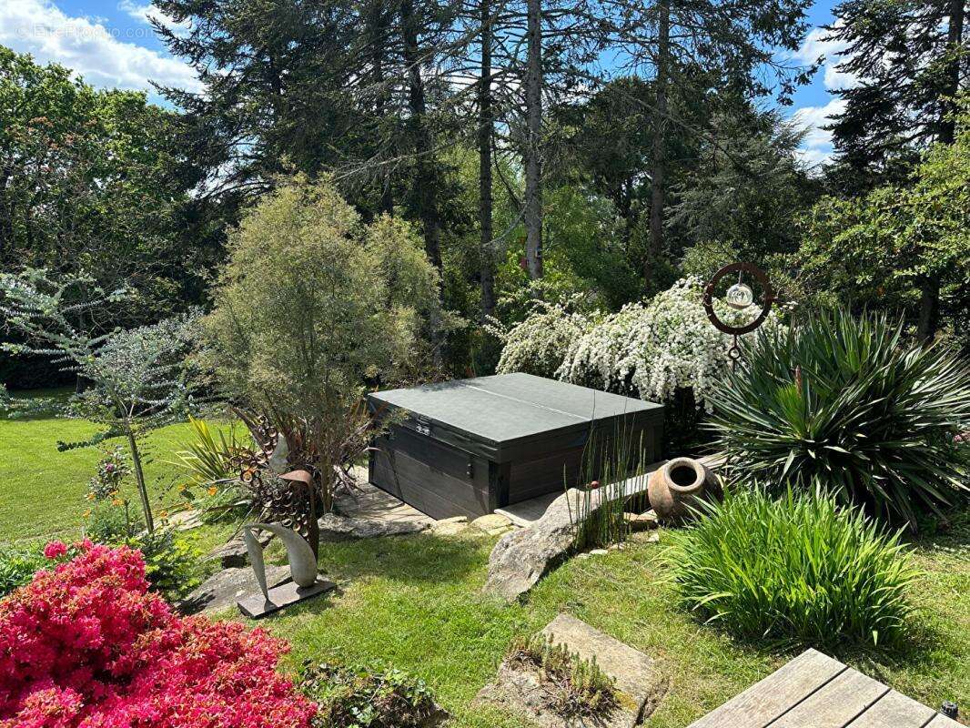 Maison à SUCE-SUR-ERDRE