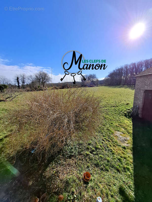 Maison à BESSINES-SUR-GARTEMPE