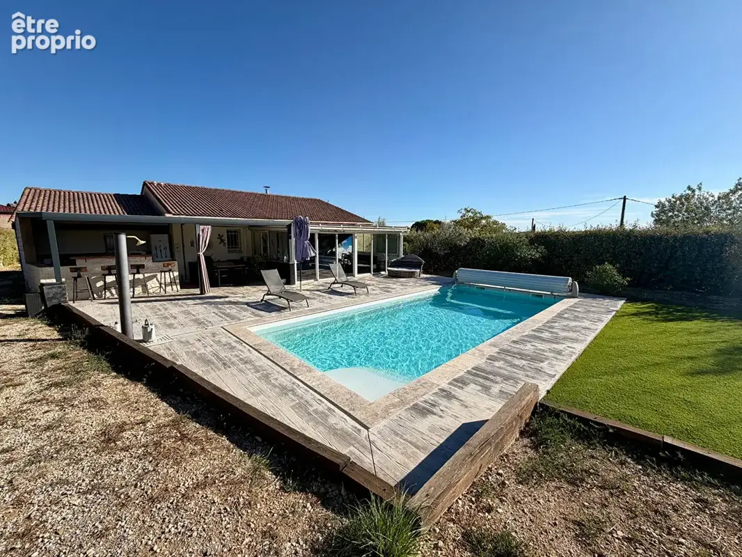 Maison de plain-pied avec piscine et studio indépendant - photo 2