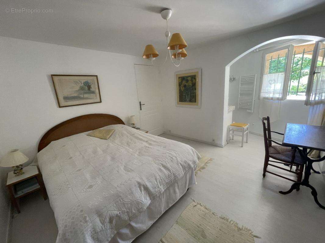 Maison 211 m² à Grasse  - photo 11
