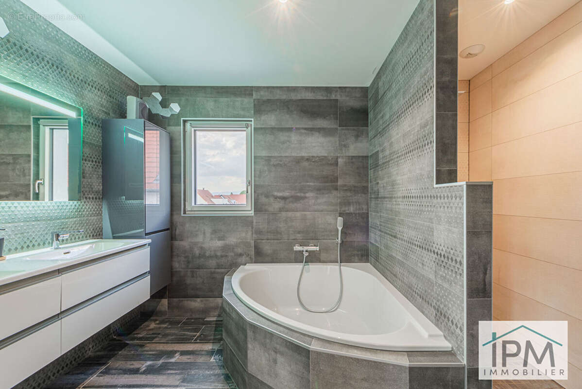 Maison à ERNOLSHEIM-BRUCHE