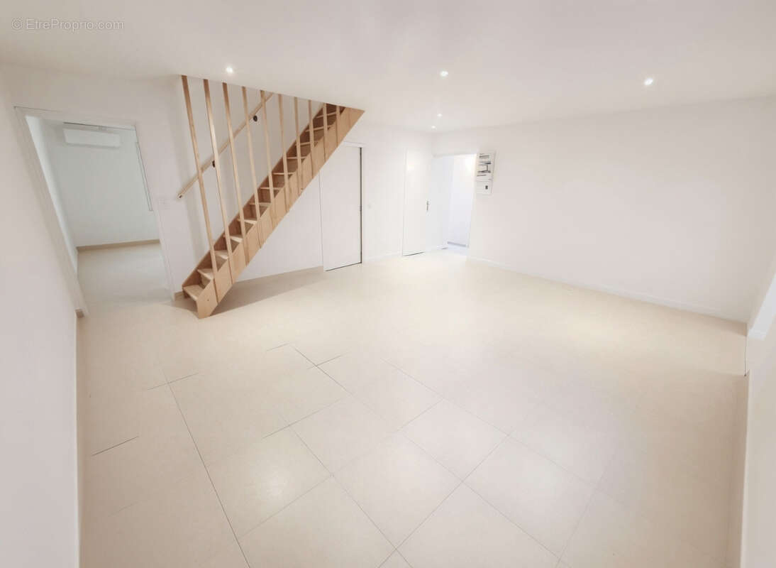 Appartement à PERTUIS