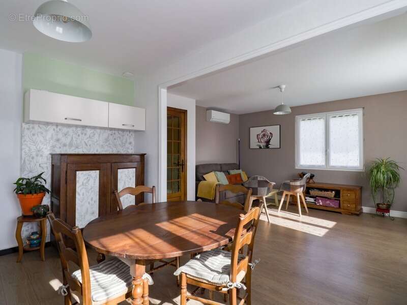 Maison à PONT-DE-LARN