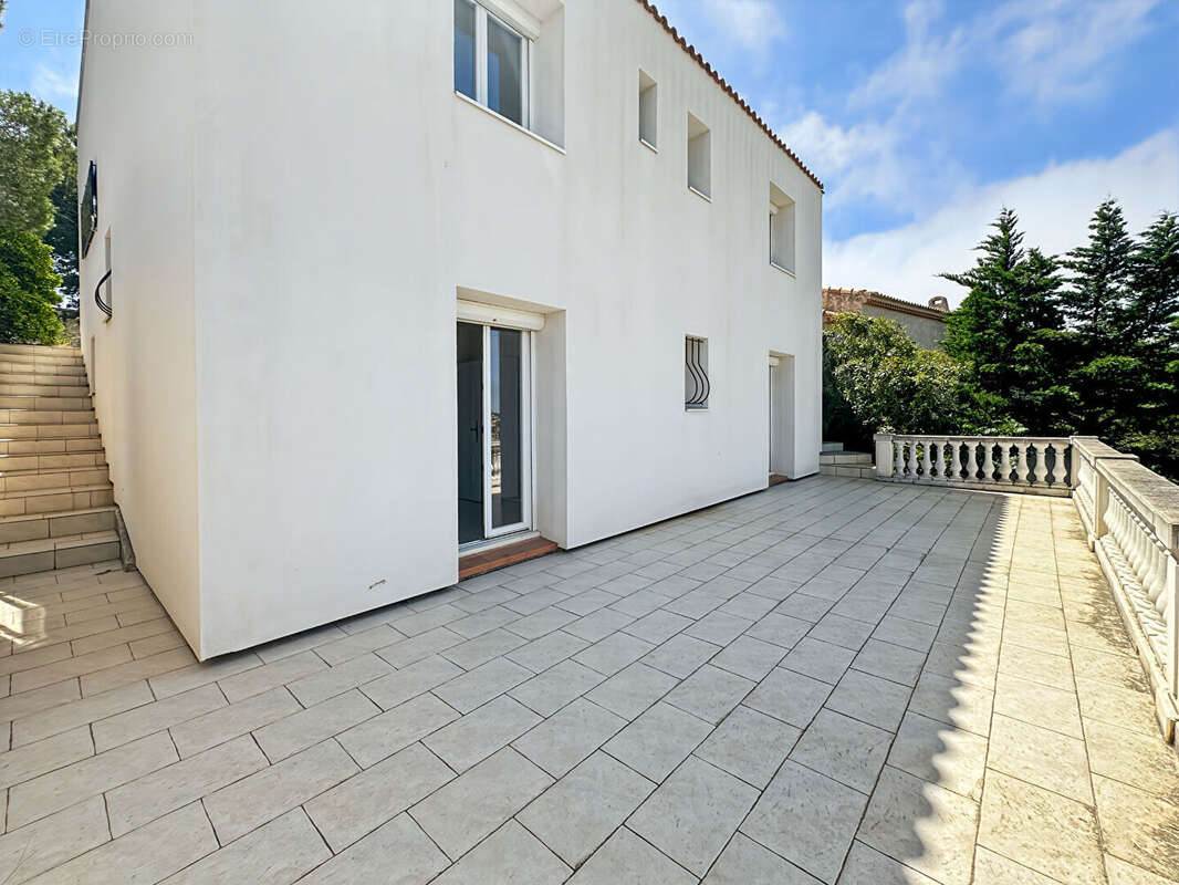 Maison à SAUSSET-LES-PINS