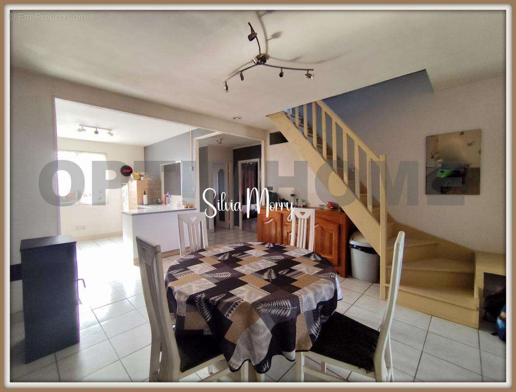 Maison à vendre 6 pièces PLOUZEVEDE (29) - photo 5