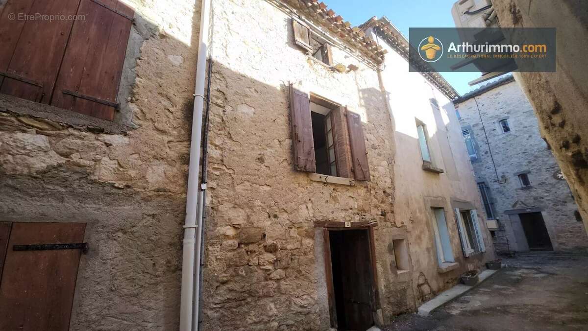 Maison à VILLENEUVE-MINERVOIS