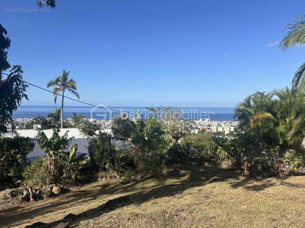 Maison à SAINT-DENIS