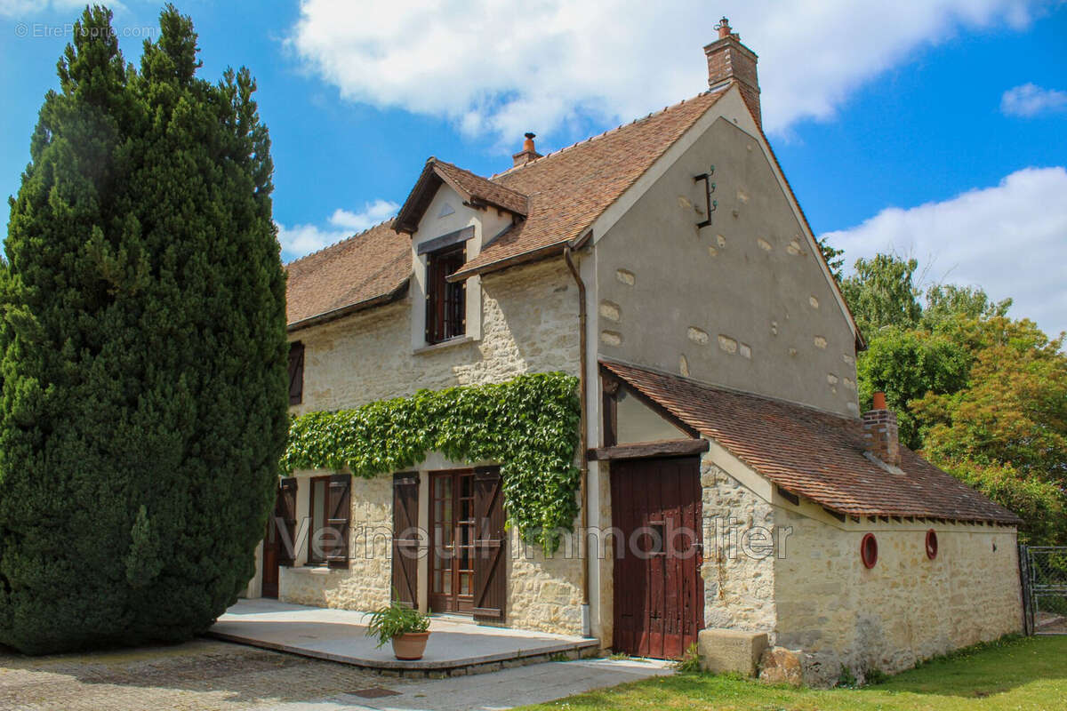 Maison à CHEVRAINVILLIERS