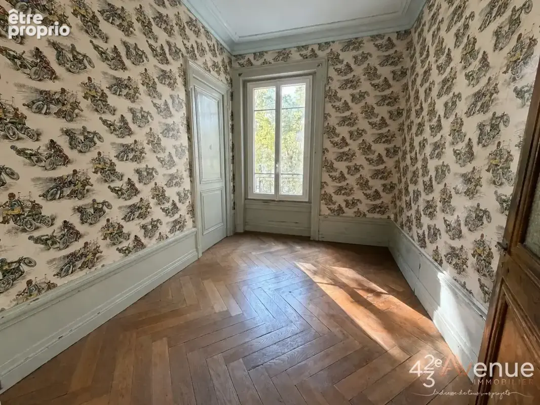 Appartement 4 pièces 72 m² à vendre à Saint-Etienne (42000) - photo 1