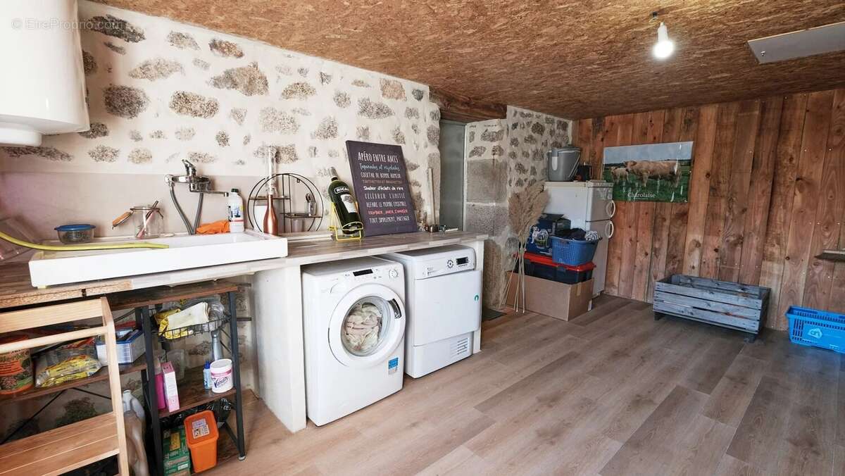 Maison à TOULON-SUR-ARROUX