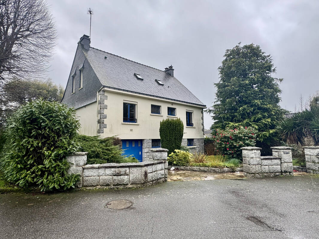 Maison à NOYAL-MUZILLAC