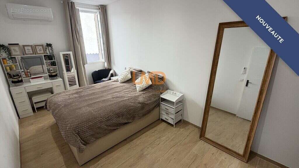 Appartement à LE MUY