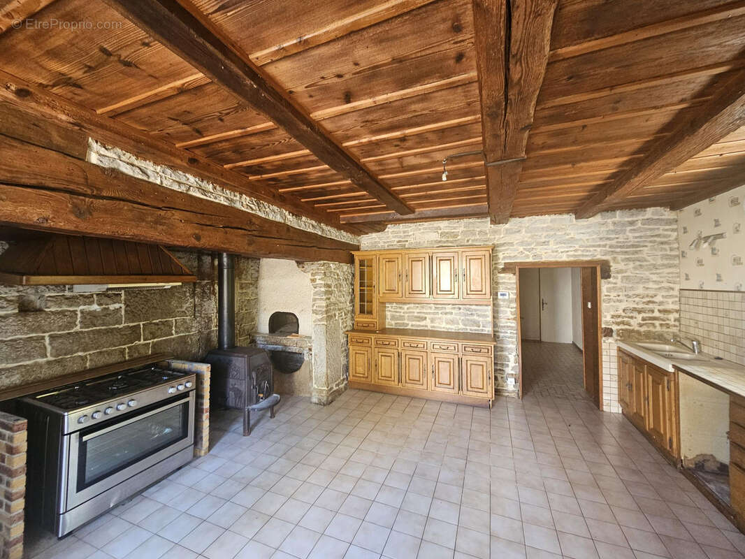 Maison à VERNIERFONTAINE