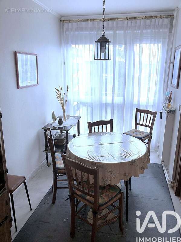 Photo 7 - Appartement à LES MUREAUX