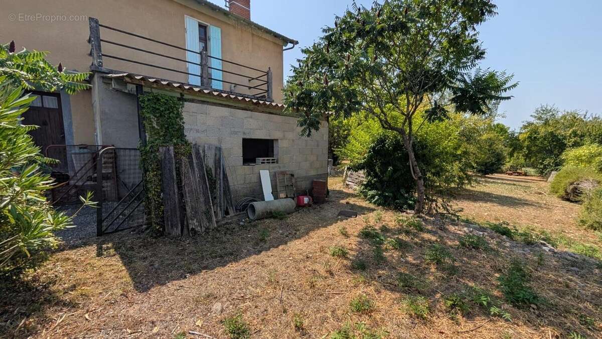 Photo 2 - Maison à FUMEL