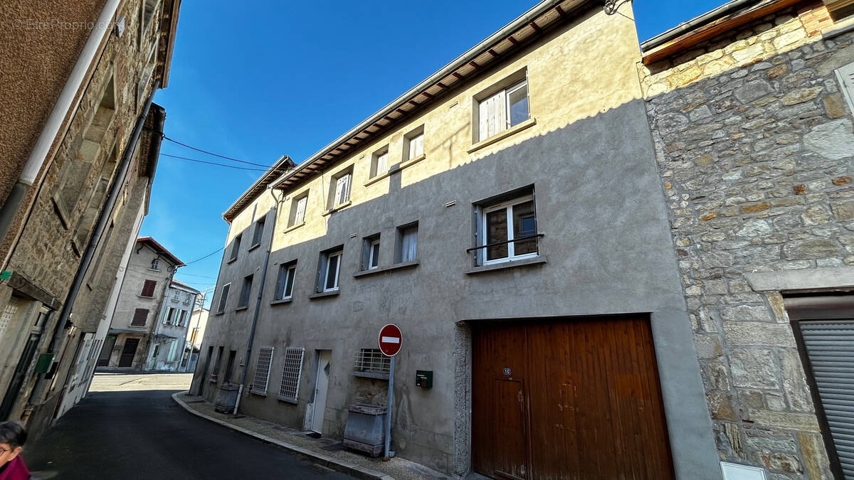 Appartement à LEZOUX