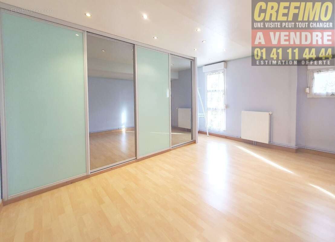 Maison à GENNEVILLIERS