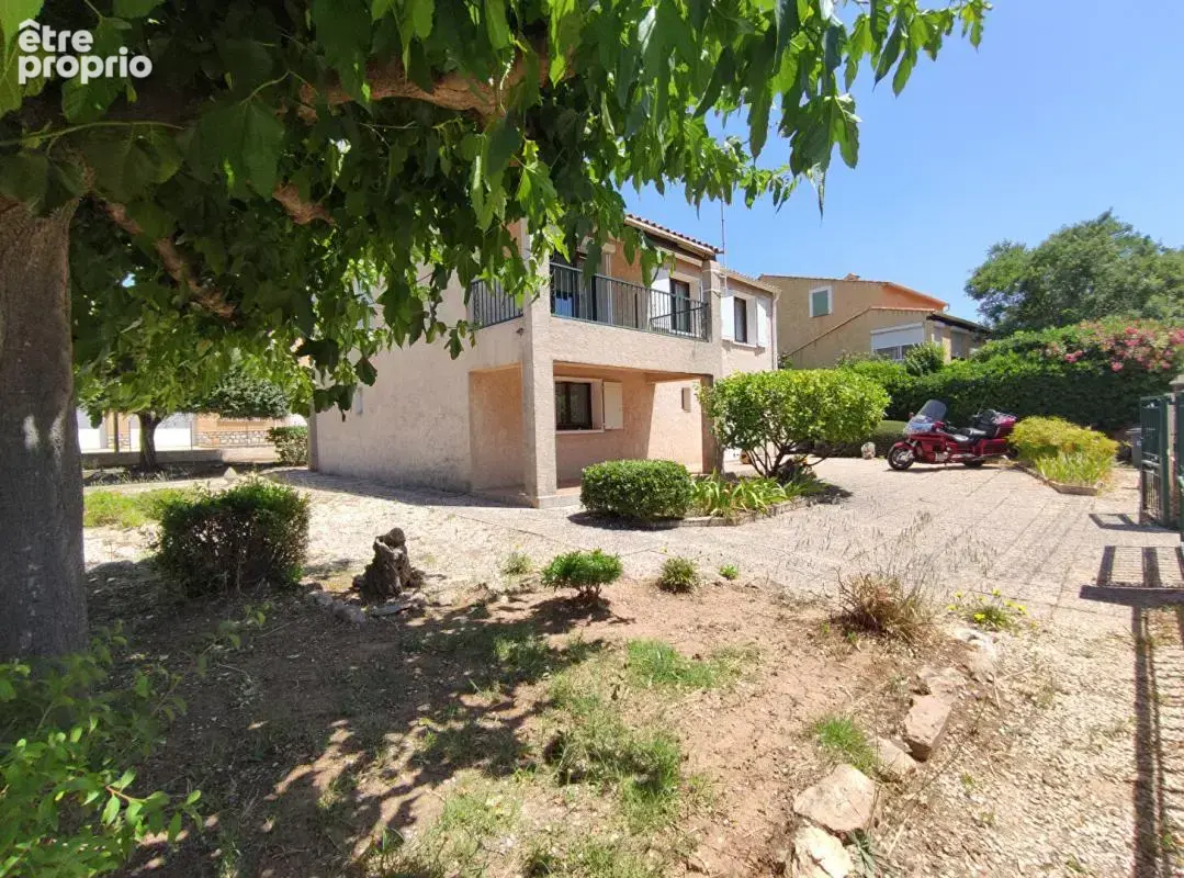STOP AFFAIRE Centre ville Maison La Londe Les Maures  4 pièces +Grand Garage - photo 18