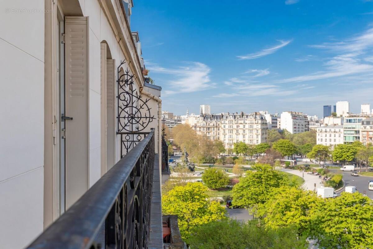 Appartement à PARIS-12E
