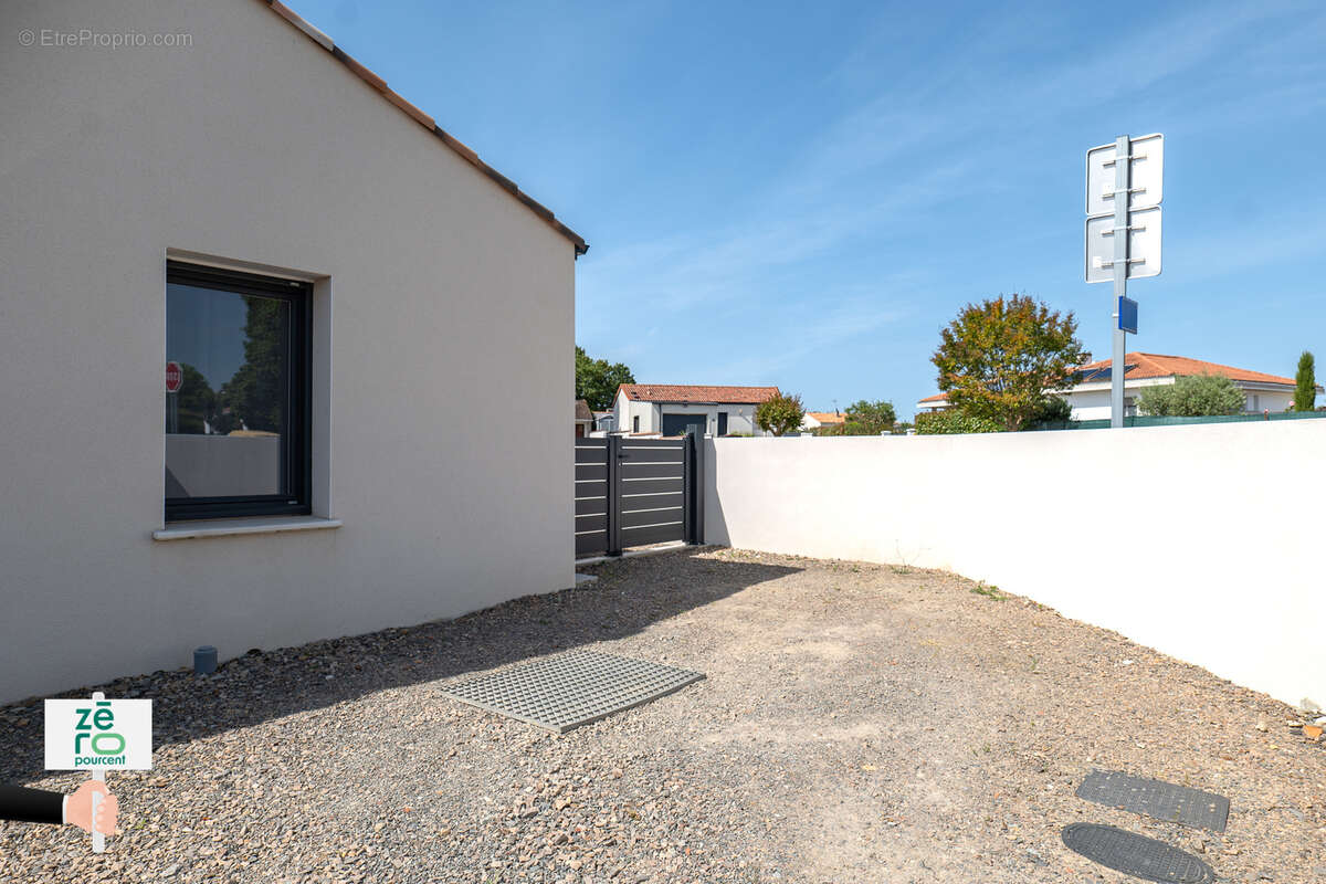 Maison à ANGLES